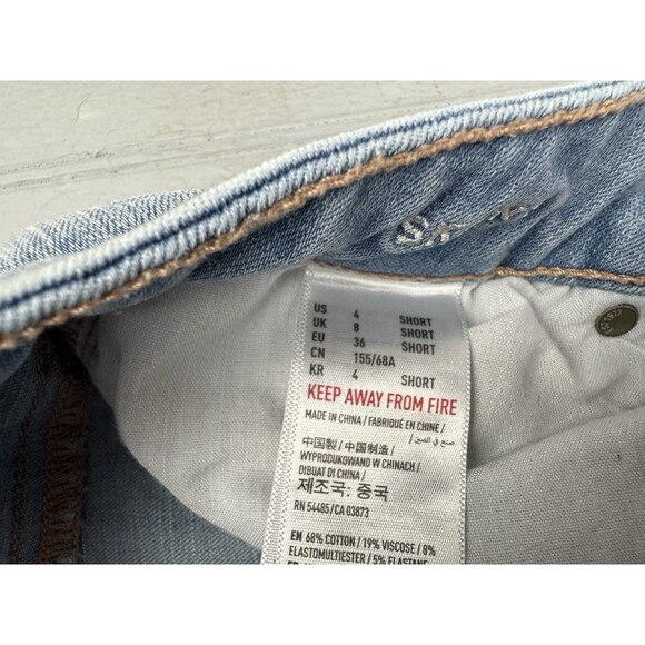 American Eagle Size 4 Short Womens Jeans 360 Super Stretch Distress Raw Hem - Picture 3 of 6